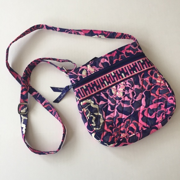 Vera Bradley Handbags - .Vera Bradley. Small Katalina Pink cross body